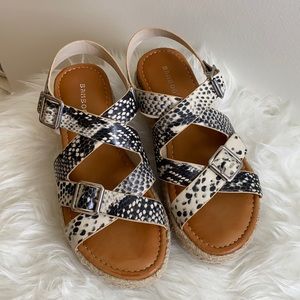 Strappy snakeskin flatforms